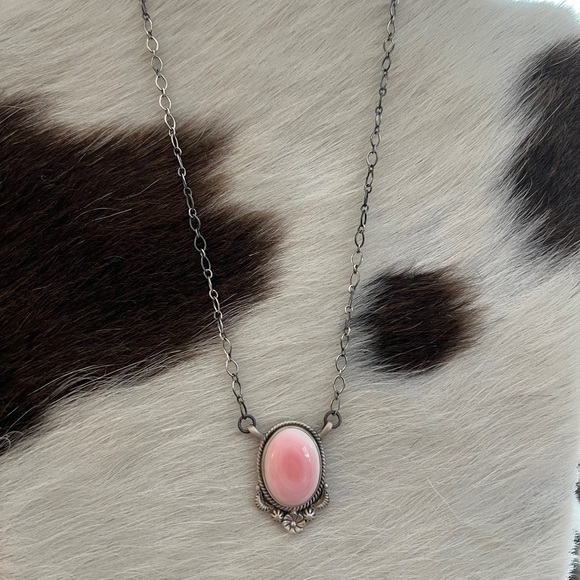 ❤️ Quality Queen Pink Conch Pendant Adjustable Necklace 18.5” Matte Sterling 10G - Picture 3 of 12